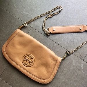 tory burch pebbled leather crossbody